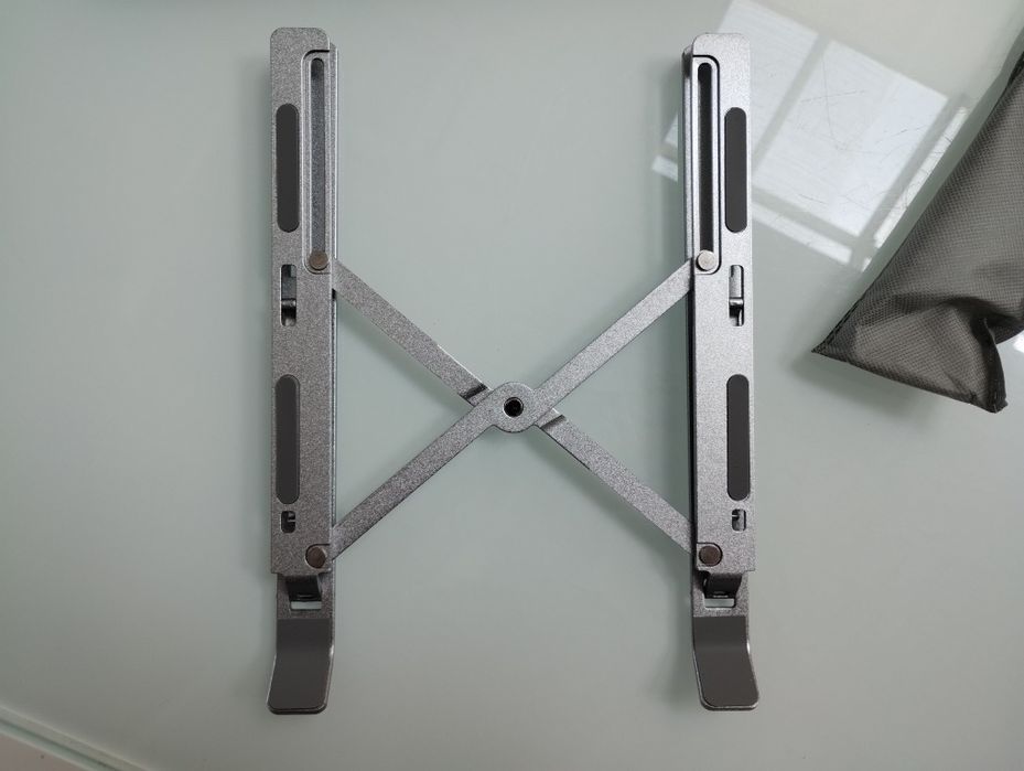 Підставка для ноутбука металева