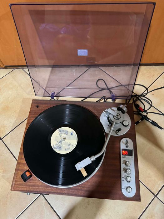 Sprawny Gramofon Unitra Fonica GS 424 Adam w bardzo dobrym stanie