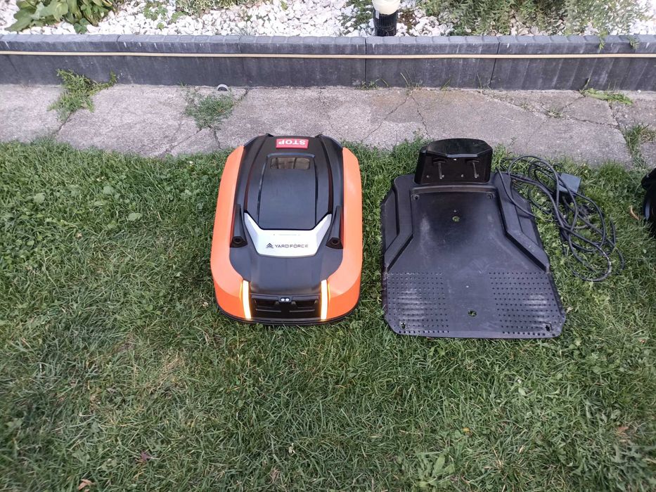 Robot koszący Yard Force X50i