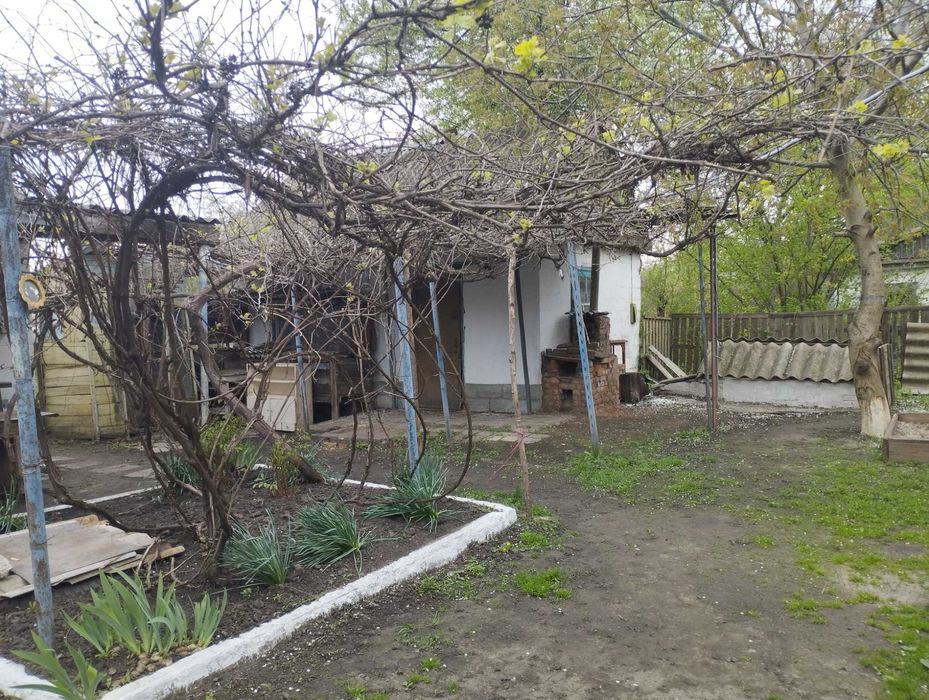 Продається будинок у смт.Сахновщина-5 хвилин до центру!