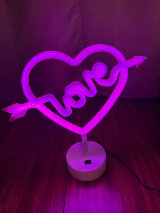 Ledon napis "Love" kolor różowy