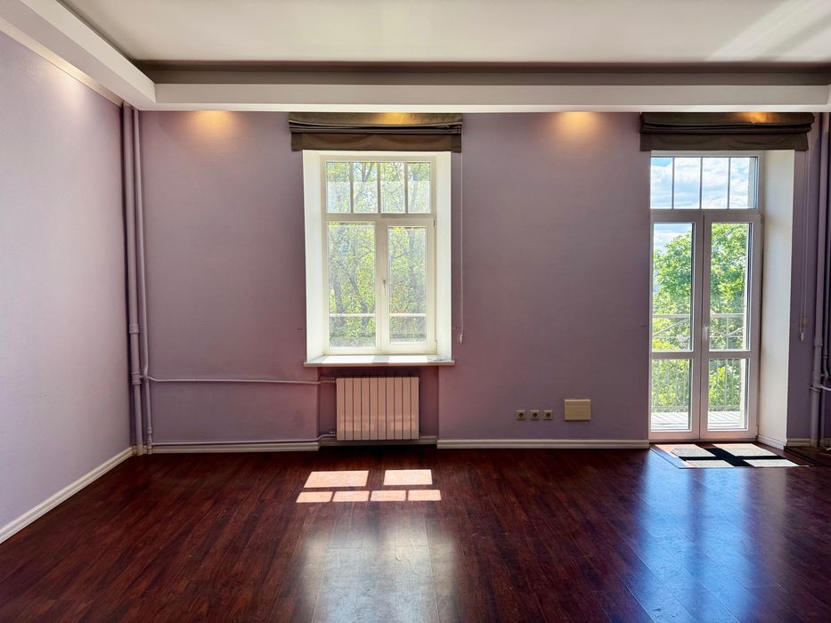Продам квартиру 189,4 м², сталінка — Козловського 5, урядовий квартал