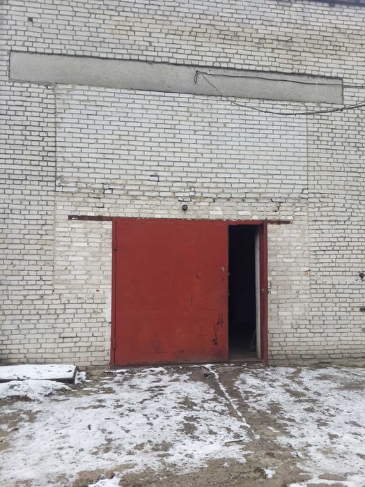 Оренда складу на вул. Бескидській (район Кривчиць)