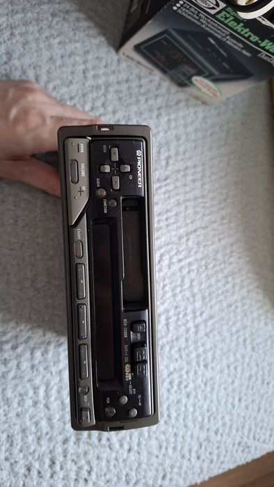 Radio samochodowe pionier na kasety lata 90