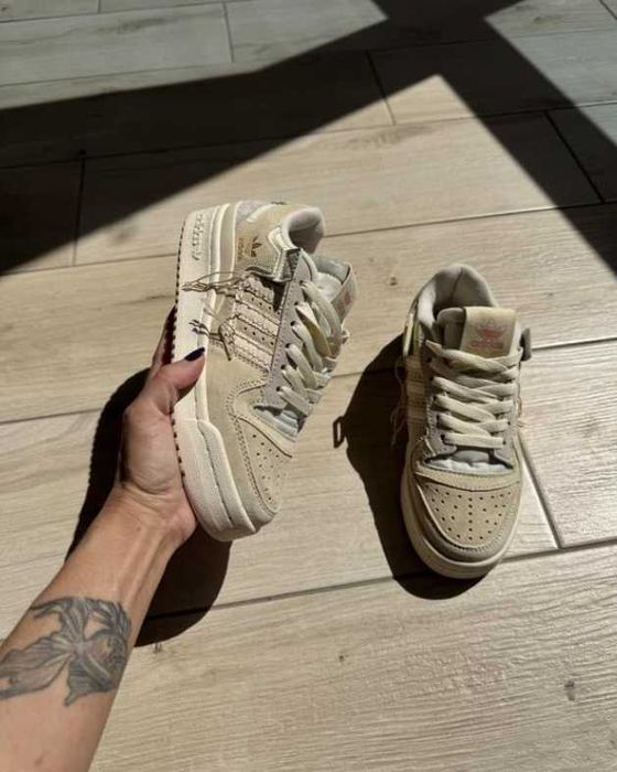 Нові жіночі Adidas Forum 84 Low Off White v2 38р 24.0см