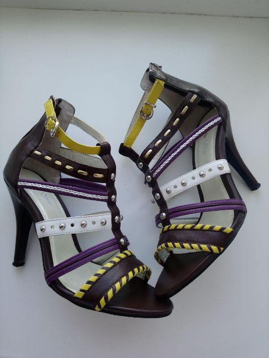 Босоножки miraton