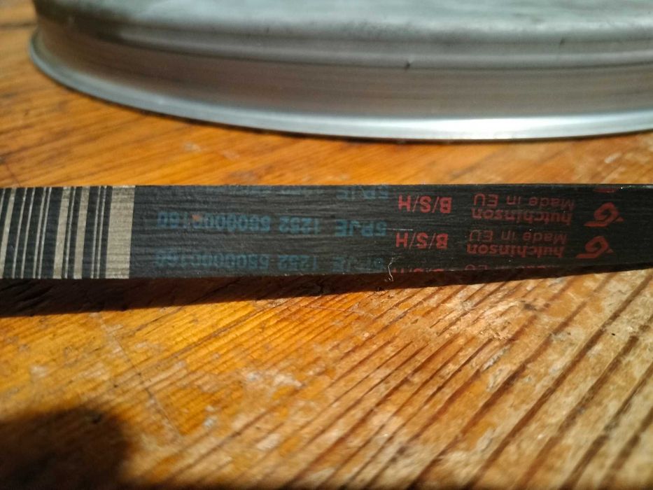 Koło pasowe + pasek Bosch WAQ28440/06 11019641 5PJE 1252