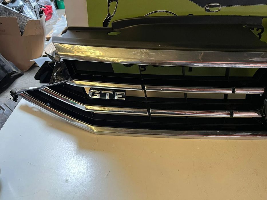 Vw Passat B8 GTE - GRELHA FRENTE - G155