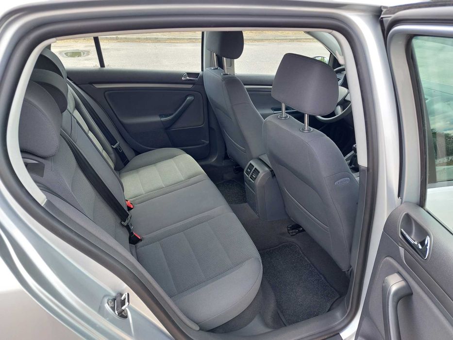 Volkswagen Golf 2005