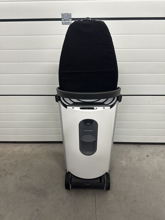 Гладильна система Miele B1847