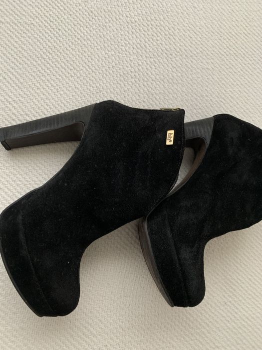 Botins Ruika em Preto