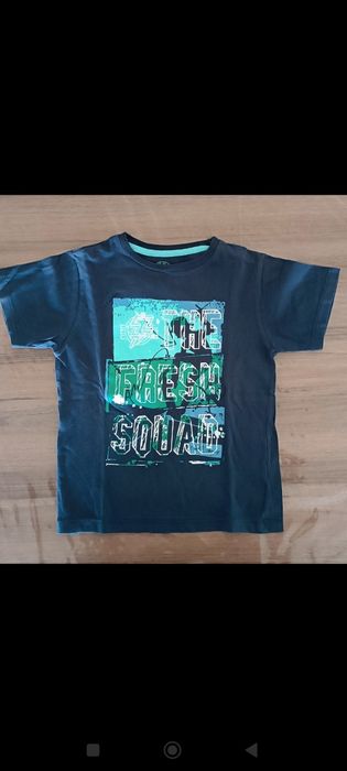 T-shirt menino azul T. 4/5 A