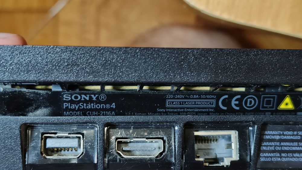 Play Station 4 slim 500 GB