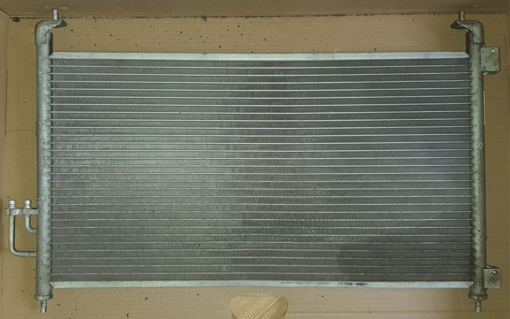 Конденсатор (Конденсер, Радіатор) кондиціонера Honda