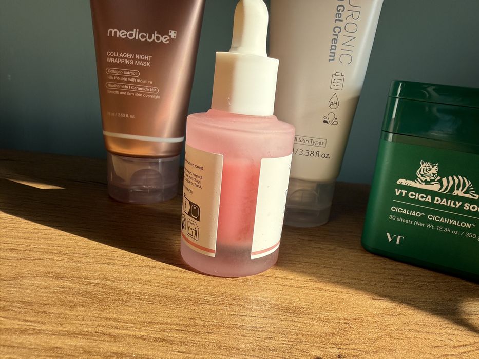 Zestaw kosmetykow koreańskich maseczki krem maska kolagenowa medicube serum