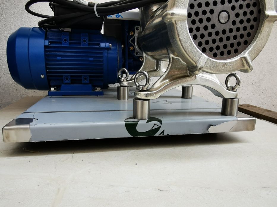 Maszynka do mięsa Alfa 32 z motoreduktorem silnikiem Wilk zestaw Nowa