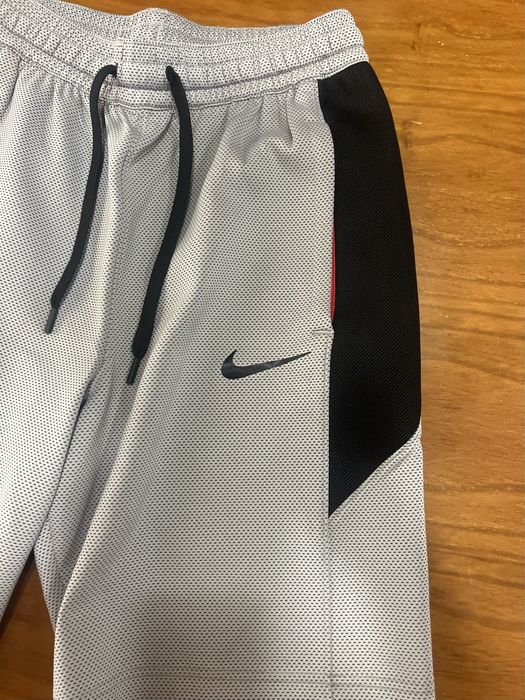 Calções Nike (M)