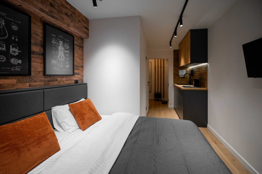 #1111 Квартира оренда посуточно / подобово м Чернігівська КНТЕУ Лісова