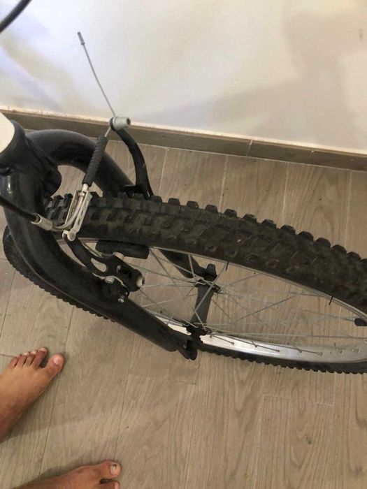 bicicleta infantil em ótimo estado