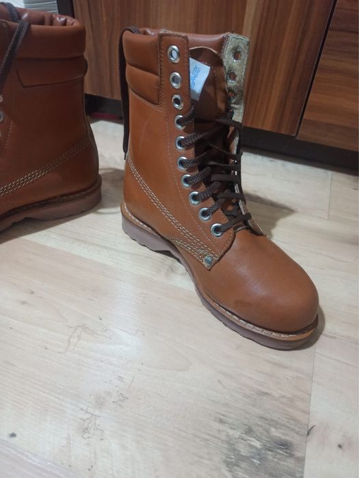 Nowe buty PRL 1985 rok skora brąz