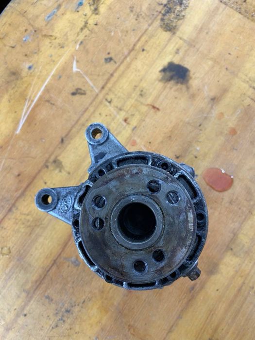 Двухконтурный насос ГУРа BMW E32