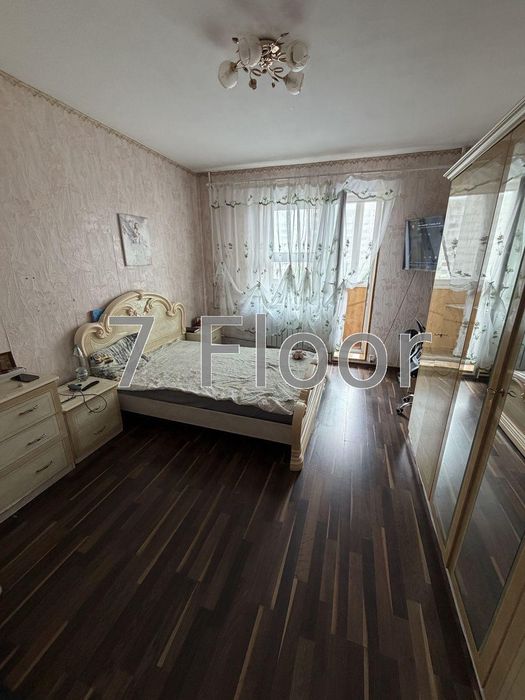 3 кімнатна квартира вулиця Героїв Дніпра Оболонь парк Наталка