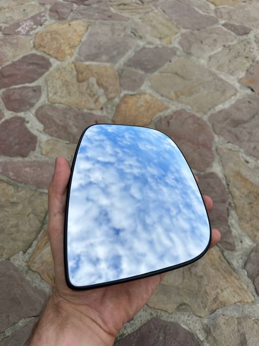 Дзеркало і лопух Citroen Berlingo 2017р.в.