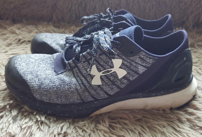 Оригинал.фирменные,беговые,спортивные кроссовки under armour charged b