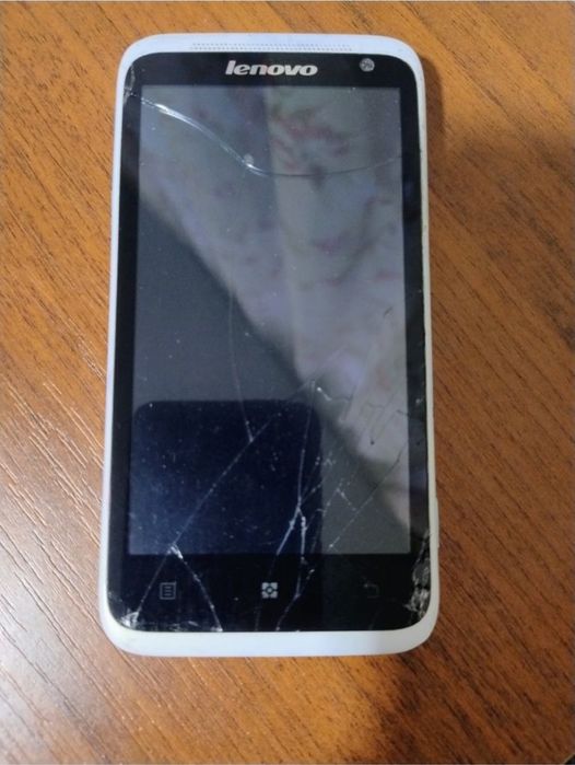 Телефон Lenovo S720i