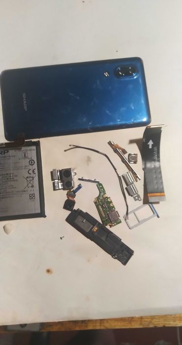 телефон -уже не телефонSHARP S2