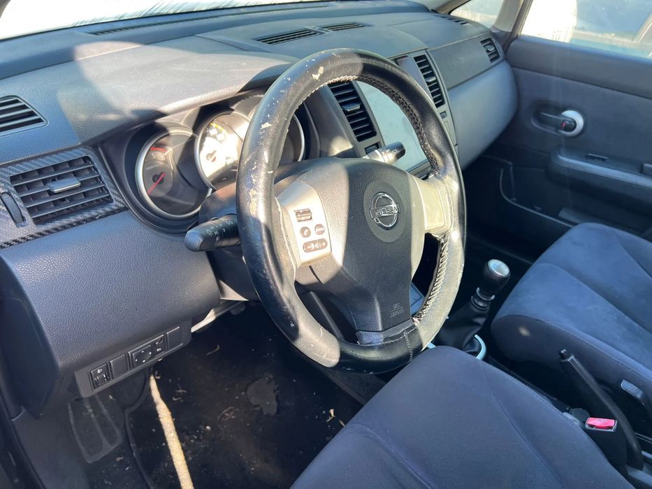 Para peças NISSAN Tiida Hatchback (C11)