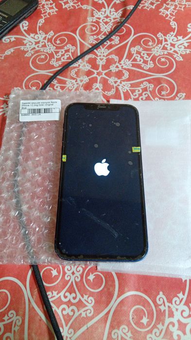 айфон 12 на 64 робочий на айклауді