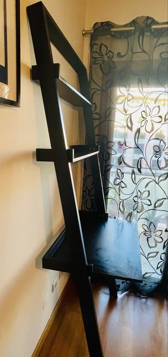 Estante secretária de parede preto