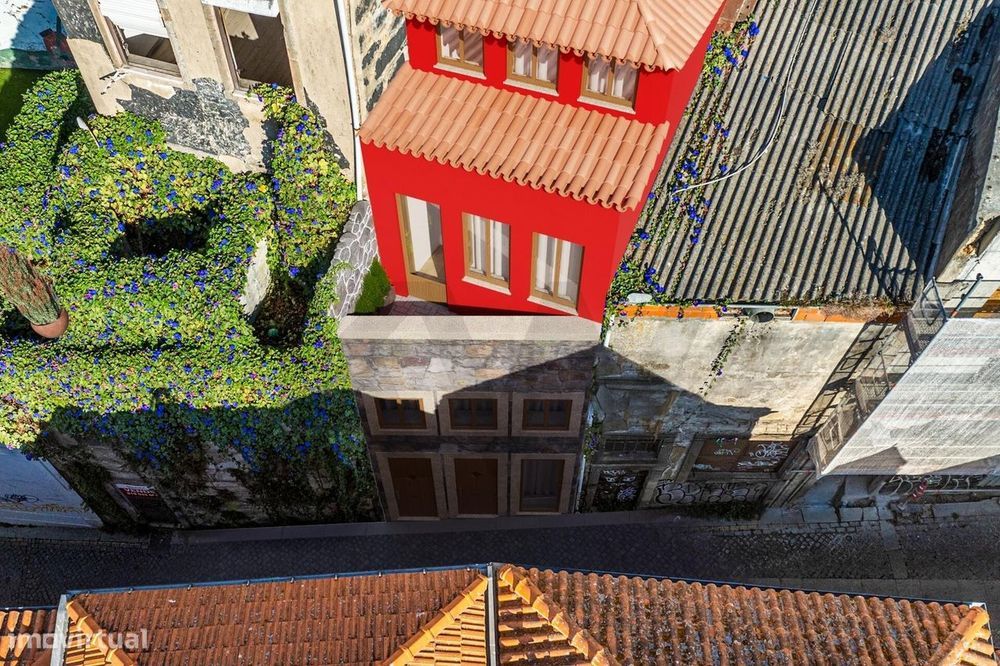 T2 com 193m² no Porto, localização privilegiada