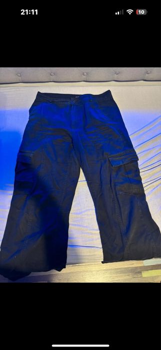 Spodnie cargo czarne