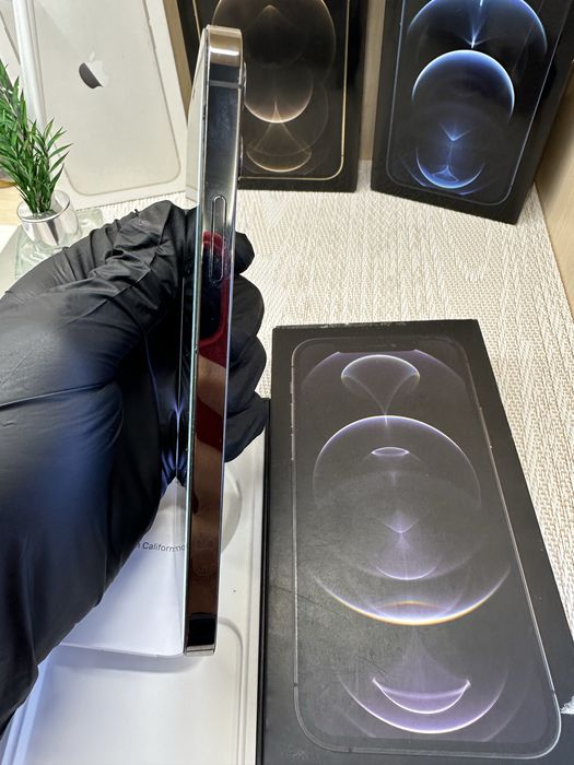 Продам телефон айфон - IPhone 12 Pro 256GB Graphite Читайте опис!