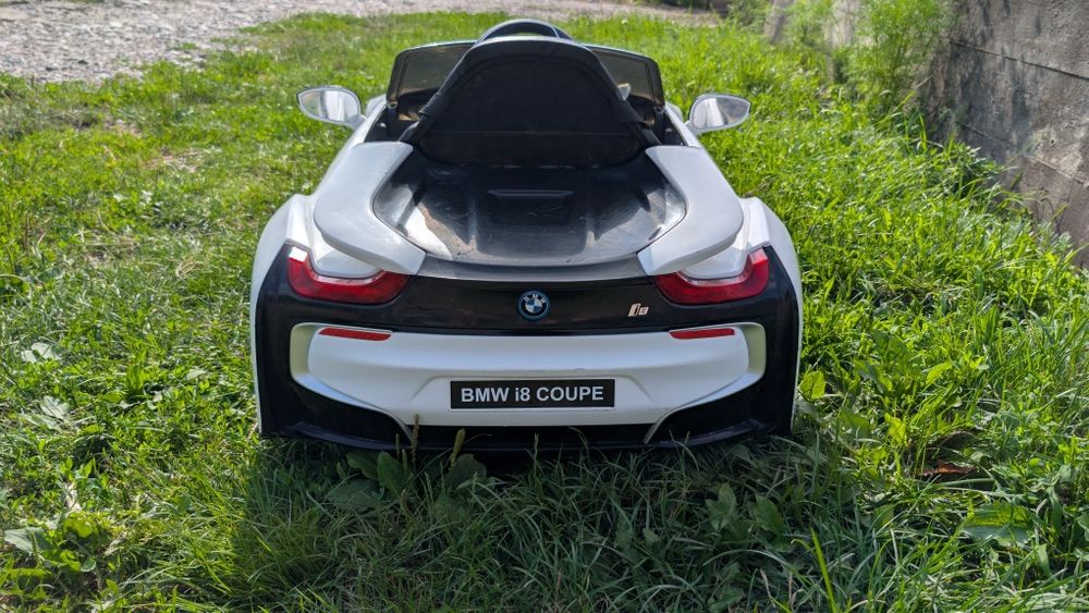 Дитячий електромобіль BMW i8 Coupe, дитячий автомобіль