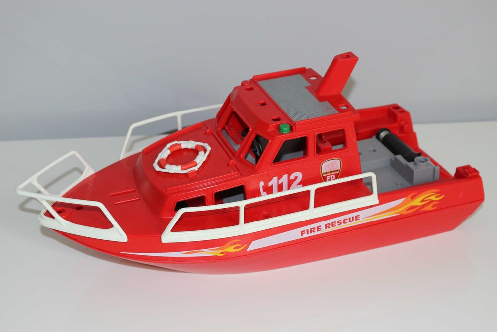 Łódź strażacka playmobil