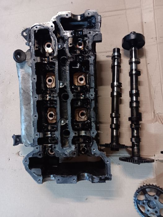 Mercedes s w221 ML sprinter głowica prawa om642 3.0 v6 wałki KPL