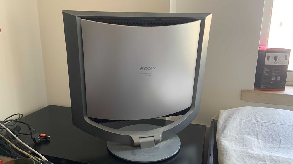 Sony TFT LCD Monitor SDM-HS94P, 19"64740805750403121