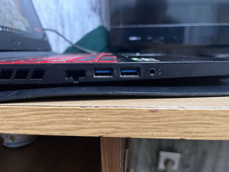 Zestaw Acer Nitro 5 z ponad 30 grami