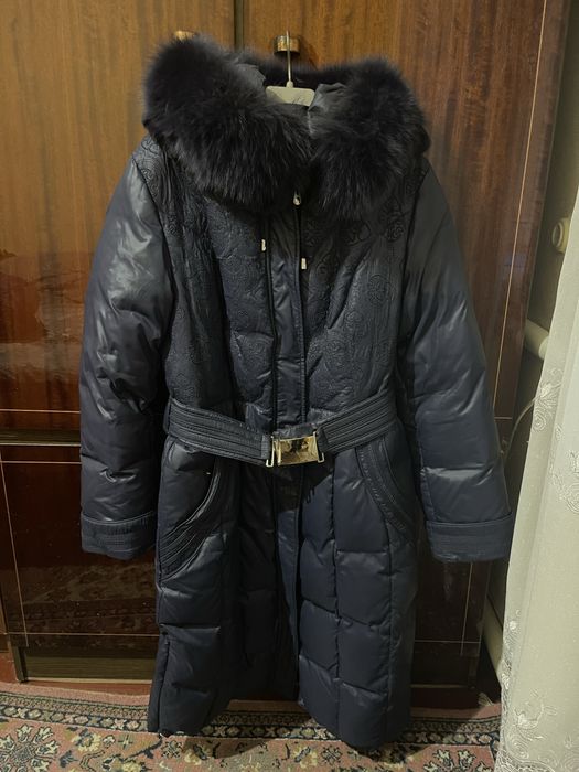 Пальто пуховик темно синє