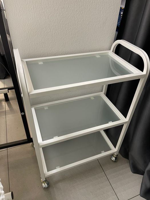 Меблі для салонів краси