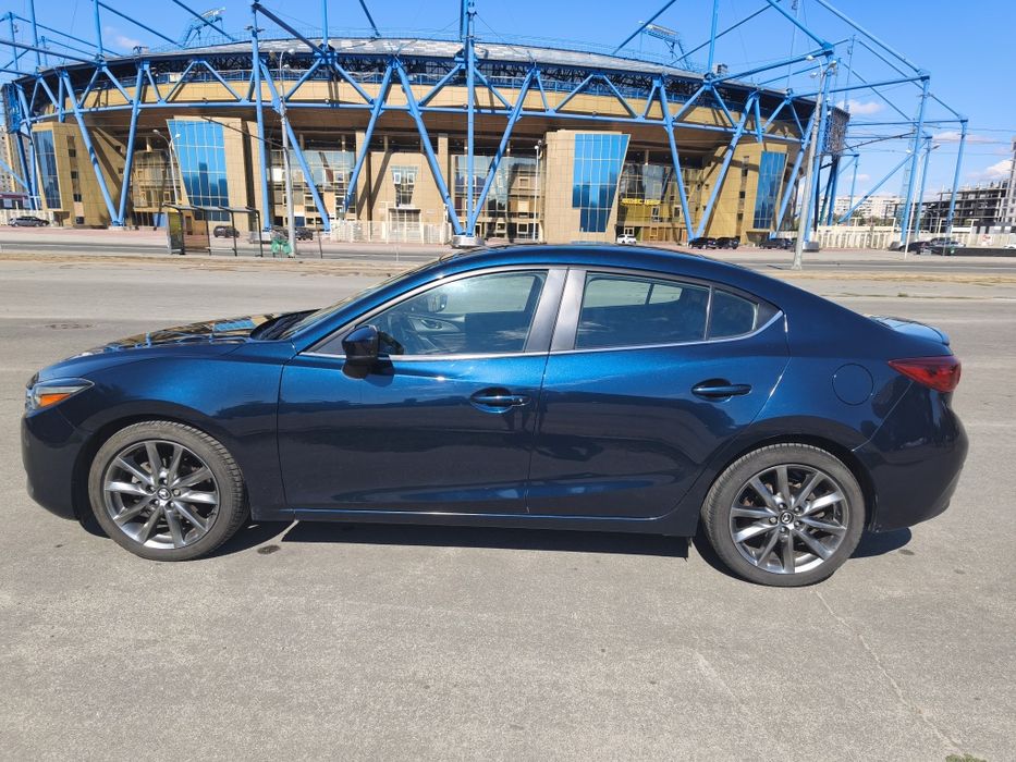 Mazda 3 Touring 2018 2.5L SkyActiv BM/BN