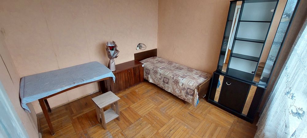 Здам окрему кімнату для одніеї дівчини. Від Власника.