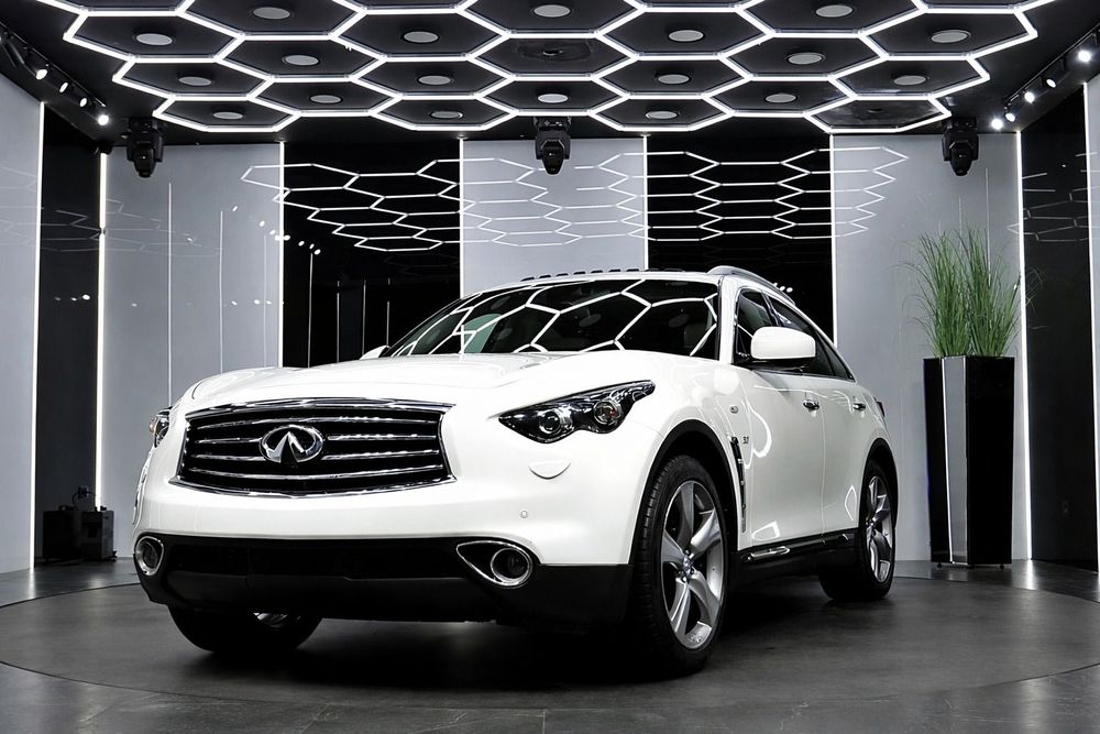 Infiniti QX70 SALON PL/ FV23%/Gwarancja Serwisowa / Premium S/ 4WD / 61 707 NETTO