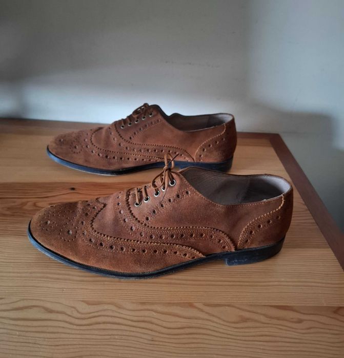 Sapatos em Camurça - Homem 44