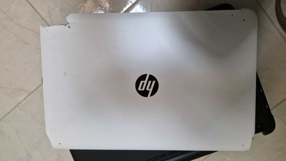Portatil HP K3D03EA  120g  8g ram Leitor dvd intel i3