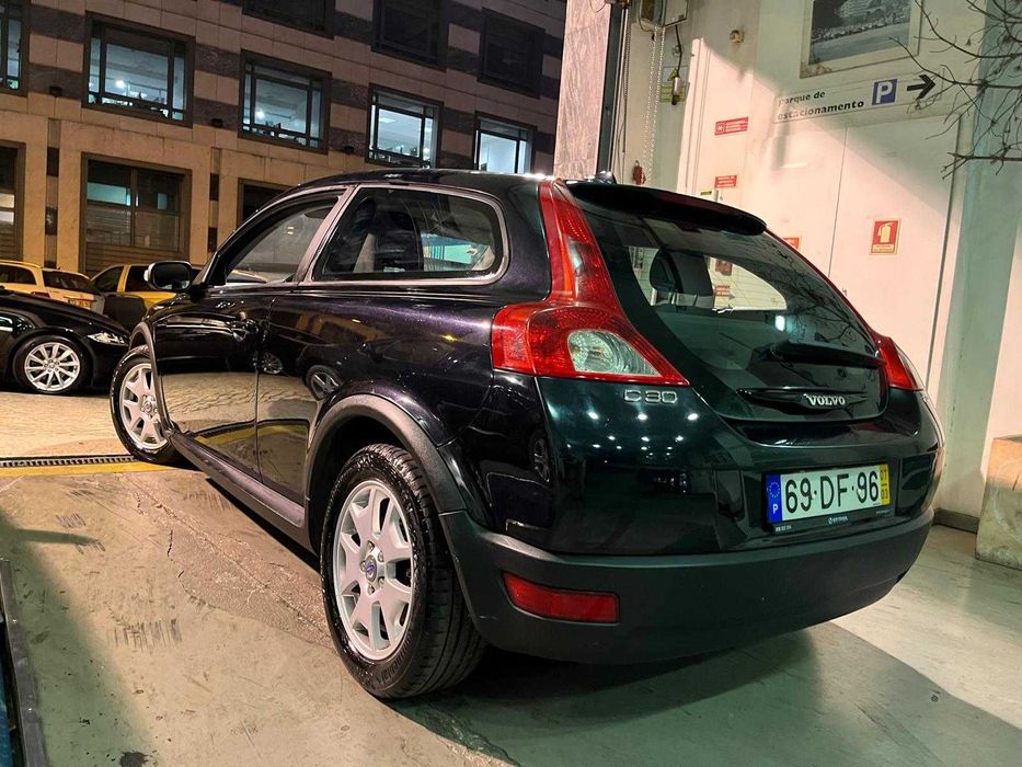 VOLVO C30 1.6D / Revisões / Inspeção foto 3