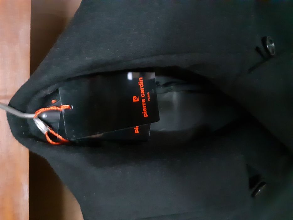 Пальто мужское pierre cardin.